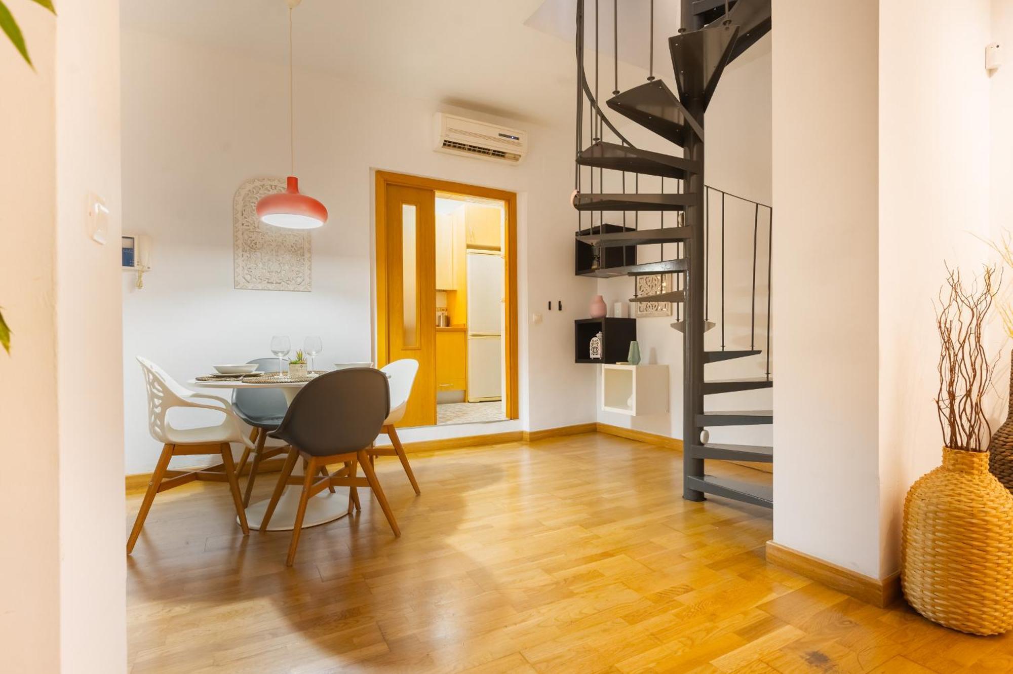Duplex Moderno Alameda Apartment Seville Exterior photo